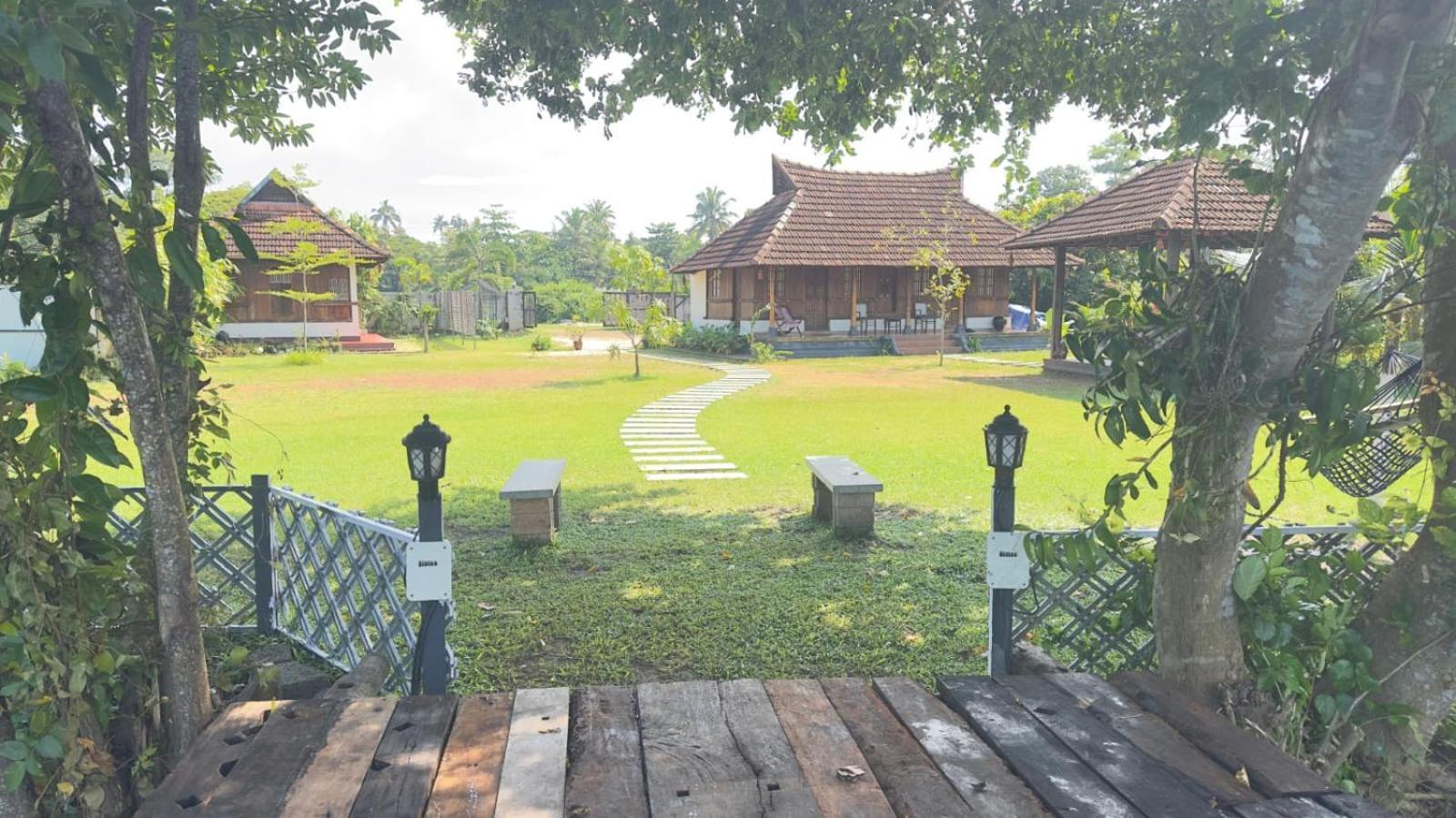 Gypsea Marari Bed & Breakfast Alappuzha Exterior foto